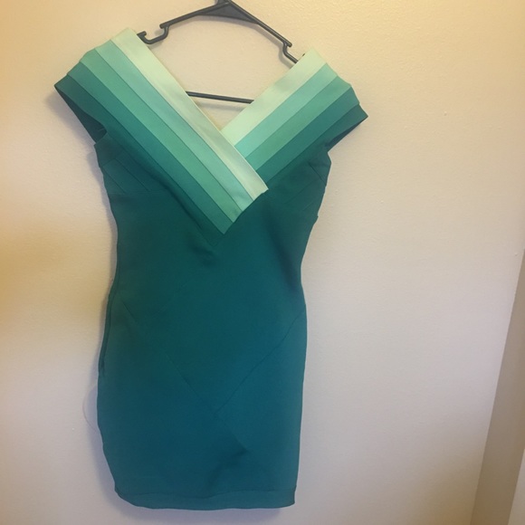 WOW Couture Teal/Green Dress - Picture 3 of 4